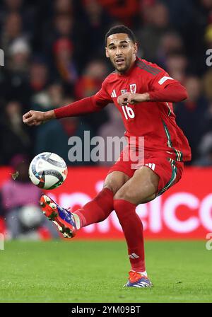 Cardiff, Großbritannien. November 2024. Ben Cabango aus Wales während des Spiels der UEFA Nations League im Cardiff City Stadium in Cardiff. Der Bildnachweis sollte lauten: Darren Staples/Sportimage Credit: Sportimage Ltd/Alamy Live News Stockfoto