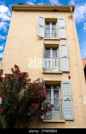 Wohnhaus mit airbnb Wohnung zu vermieten in Collioure an der Cote Vermeille im Mittelmeer das Pyrenäen-Orientales Departement in der Stockfoto