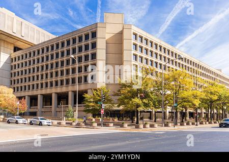 WASHINGTON DC, USA - 17. NOVEMBER 2024: Das J. Edgar Hoover FBI-Gebäude in Washington DC, USA Stockfoto