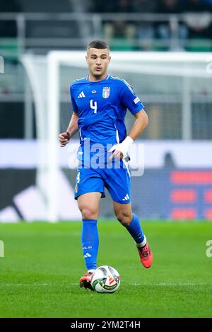 Mailand, Italien. November 2024. Alessandro Buongiorno aus Italien während der UEFA Nations League 2024/25 Ein Gruppenspiel zwischen Italien und Frankreich im Stadio Giuseppe Meazza am 17. November 2024 in Mailand. Quelle: Giuseppe Maffia/Alamy Live News Stockfoto