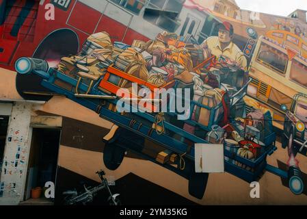 Singapur - August 28,2023: Detective Conan in Chinatown Mural in Singapur. Hochwertige Fotos Stockfoto