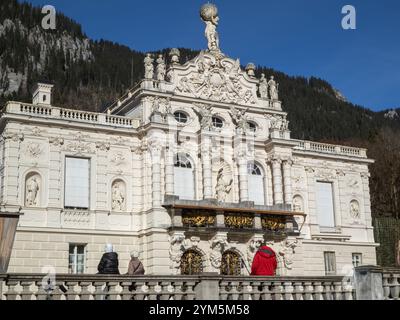 Ettal, Deutschland 11. november 2024. Schloss Linderhof ist ein Schloss in Deutschland im Südwesten Bayerns. Das kleinste der drei von König Ludw erbauten Paläste Stockfoto