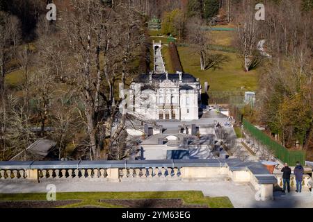 Ettal, Deutschland, 10. november 2024. Schloss Linderhof ist ein Schloss in Deutschland im Südwesten Bayerns. Das kleinste der drei von König Ludw erbauten Paläste Stockfoto