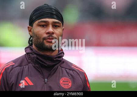 Hamburg, Deutschland. November 2024. 1. Bundesliga - FC St. Pauli - FC Bayern München am 09.11.2024 im Millerntor-Stadion Hamburg Serge Gnabry (München 7) Foto: Osnapix DFL-Vorschriften verbieten jede Verwendung von Fotografien als Bildsequenzen und/oder Quasi-Video Credit: dpa/Alamy Live News Stockfoto