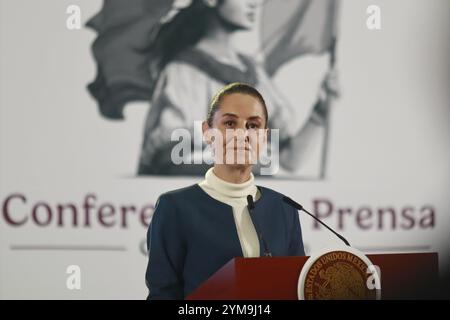 Nicht exklusiv: Mexikos Präsidentin Claudia Sheinbaum Pardo sagte, dass sie drei Sekundärgesetze der Justiz zum mexikanischen Kongress geschickt habe, Stockfoto
