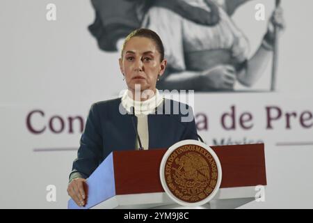 Nicht exklusiv: Mexikos Präsidentin Claudia Sheinbaum Pardo sagte, dass sie drei Sekundärgesetze der Justiz zum mexikanischen Kongress geschickt habe, Stockfoto