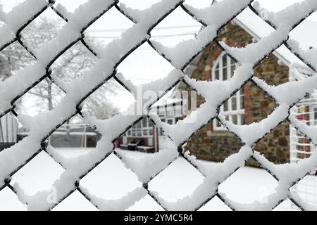 Doddiscombsleigh, Devon, Großbritannien. November 2024. Die Schließung der Doddiscombsleigh School in Doddiscombsleigh im Teign Valley am Rande von Dartmoor, Devon. Hinweis: Nidpor/Alamy Live News Stockfoto