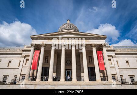 Die National Gallery am Trafalgar Square in der City of Westminster in Central London, England, Großbritannien Stockfoto