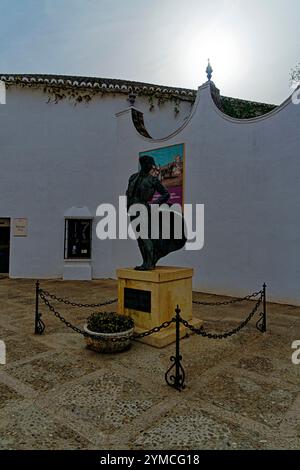 Stierkampfarena, Plaza de Toros de Ronda, Denkmal, Torero, Cayetano Ordóñez y Aguilera, Niño de la Palma, 04.01.1904 - 30.12.1961 Stockfoto