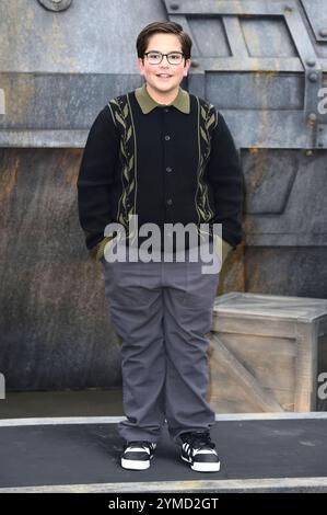Robert Timothy Smith beim Photocall zur Disney Serie Star Wars ...