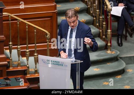 Brüssel, Belgien November 2024. Der scheidende Justizminister Paul Van Tigchelt wurde am Donnerstag, den 21. November 2024 in Brüssel auf einer Plenartagung der Kammer im Bundesparlament vorgestellt. BELGA FOTO JAMES ARTHUR GEKIERE Credit: Belga News Agency/Alamy Live News Stockfoto