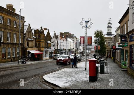 Schnee in Chard auf der Fore Street erster Winterschnee 21/11/2004 Credit: Melvin Green / Alamy Live News Stockfoto