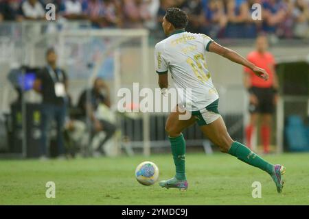 BA - SALVADOR - 11/20/2024 - BRASILIANISCHE A 2024, BAHIA x PALMEIRAS - Rony, Palmeiras Spieler während des Spiels gegen Bahia in der Arena Fonte Nova für die brasilianische A 2024 Meisterschaft. Foto: Jhony Pinho/AGIF Stockfoto