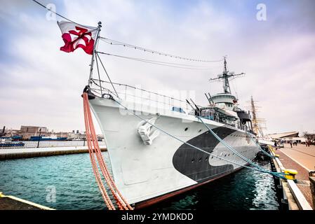 Kriegsschiff-Zerstörer, der während des Zweiten Weltkriegs in der polnischen Marine diente, wurde als Museumsschiff in Gdynia erhalten Stockfoto
