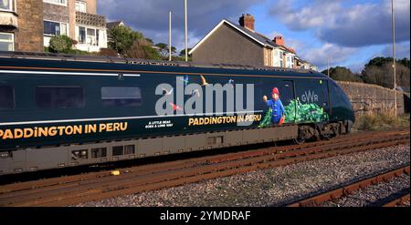 GWR Intercity Express, 802106 dekoriert in 'Paddington to Peru' Lackierung, am Bahnhof Penzance in Cornwall Stockfoto