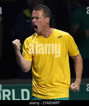 Aktenfoto vom 24.11.2023 von Australiens Captain Lleyton Hewitt feiert. Australien erreichte das Halbfinale des Davis Cup mit einem hart umkämpften Sieg 2-1 über die Vereinigten Staaten, deren spätes Doppelspiel in Malaga nach hinten losging. Ausgabedatum: Donnerstag, 21. November 2024. Stockfoto