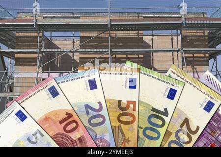 Symbolbild zum Thema Hausbau: Kosten, Finanzierung, Subventionen usw. Stockfoto