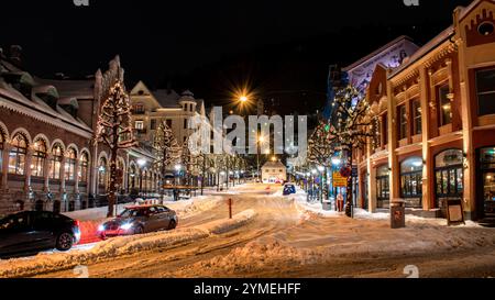 Landschaften der Stadt Bergen unter dem Schnee, Norwegen. Winterzeit. Stockfoto