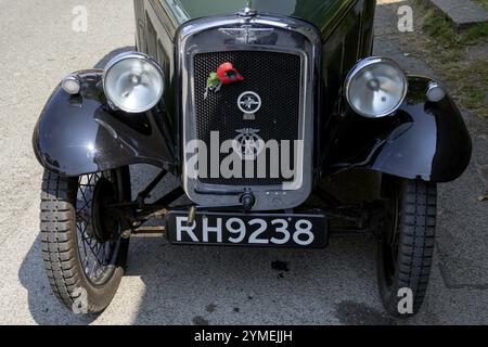 Blisland, Cornwall, Großbritannien, 13. Juni. Austin Seven parkte am 13. Juni 2023 in Blisland Cornwall Stockfoto