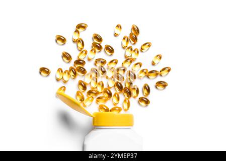 Vitamin D3, Omega-3-Fischöl-Ergänzungsmittel-Softgel-Kapseln in Flasche isoliert auf weißem Hintergrund. Gesundheit, gesunde Ernährung Konzept Mockup. Stockfoto