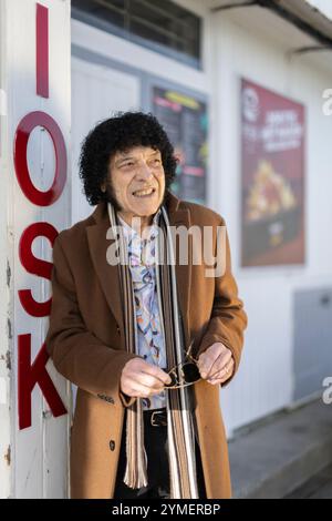 Ray Dorset, auch bekannt als Mungo Jerry, der Frontmann der britischen Rockband Mungo Jerry, fotografierte am Bournemouth Pier an der Südküste Englands. Stockfoto