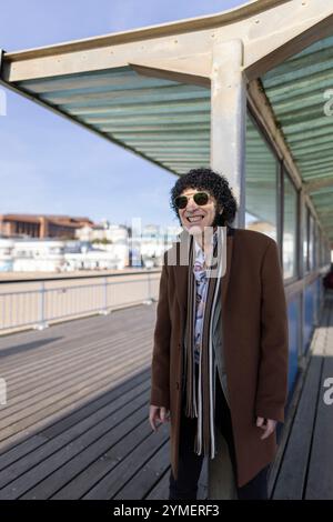 Ray Dorset, auch bekannt als Mungo Jerry, der Frontmann der britischen Rockband Mungo Jerry, fotografierte am Bournemouth Pier an der Südküste Englands. Stockfoto