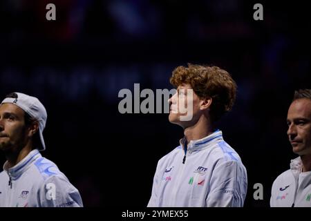 Malaga, Spanien. November 2024. Jannik Sinner aus Italien wurde im Viertelfinale des Davis Cup Final 8 im Spiel mit Martin Carpena Arena gesehen. (Foto: Vicente Vidal Fernandez/SIPA USA) Credit: SIPA USA/Alamy Live News Stockfoto