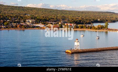 Luftaufnahme von Grand Marais, Minnesota, USA. Stockfoto