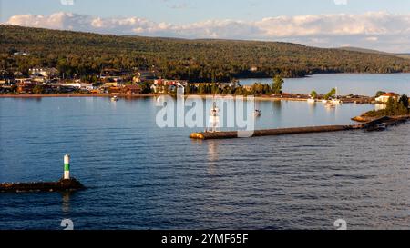 Luftaufnahme von Grand Marais, Minnesota, USA. Stockfoto