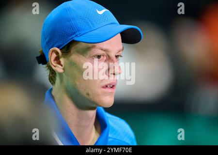 Malaga, Spanien, 21. November 2024. Jannik Sinner of Italy Team beim Viertelfinale Davis Cup Finale 8 Singles Match 1. Quelle: Vicente Vidal Fernandez/Alamy Live News Stockfoto