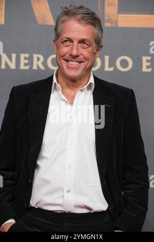 Madrid, Spanien. Februar 2022. Der britische Schauspieler Hugh Grant nimmt am 21. November 2024 an der Fotokonferenz zur Premiere des Films Heretic im Kiniopolis-Kino in Madrid Teil Stockfoto