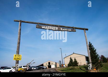 Warner Ranch und Pumpkin Farm Schild an der Schisler Road in Niagara Falls, Ontario, Kanada Stockfoto