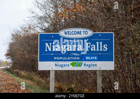 Willkommen in der Stadt Niagara Falls, Schild auf 20 in Ontario, Kanada Stockfoto