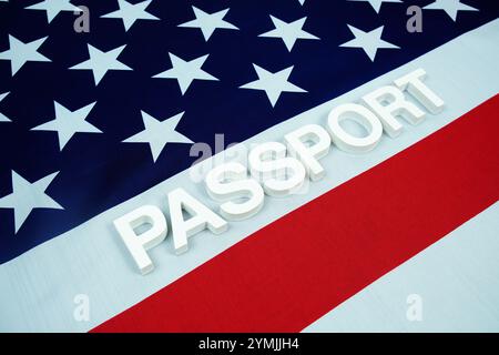 Passbuchstaben mit US-Flaggenhintergrund Stockfoto