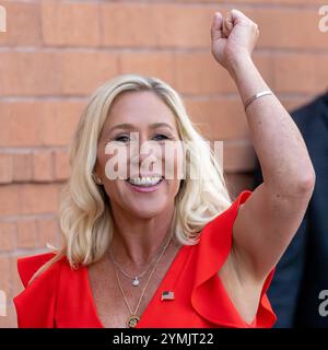 Duluth, USA. Oktober 2024. Die Vertreterin Marjorie Taylor Greene kommt zu einer Wendepunkt-Aktion-Kundgebung zur Unterstützung des ehemaligen Präsidenten Donald Trump in Duluth. (Credit Image: © Jen Golbeck/SOPA Images via ZUMA Press Wire) NUR REDAKTIONELLE VERWENDUNG! Nicht für kommerzielle ZWECKE! Stockfoto