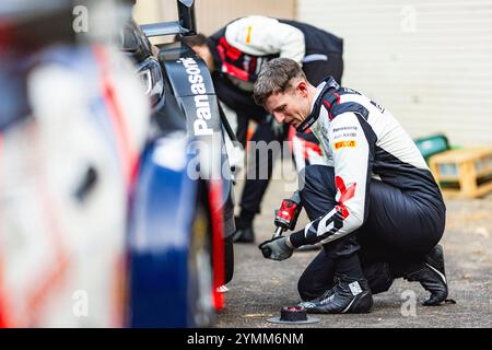 EVANS Elfyn, Toyota GR Yaris Rally1, Porträt während der Rallye, Japan. , . WRC World Rallye Car Championship, 21. Bis 24. November 2024 in Toyota, Aichi, Japan - Foto Nikos Katikis/DPPI Credit: DPPI Media/Alamy Live News Stockfoto