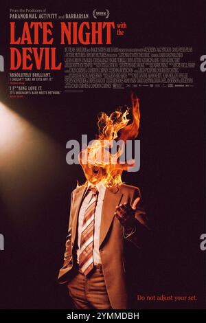 LATE NIGHT WITH THE DEVIL (2023), REGIE: COLIN CAIRNES UND CAMERON CAIRNES. Quelle: Future Pictures/Image Nation/Spooky Pictures/Album Stockfoto