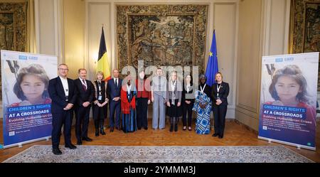 Brüssel, Belgien November 2024. Königin Mathilde von Belgien posiert für den Fotografen vor einer internationalen Konferenz "Kinderrechte an einem Kreuzungsweg: Sich entwickelnde humanitäre Krisen" anlässlich des 35. Jahrestages der Internationalen Kinderrechtskonvention am Freitag, den 22. November 2024, in Brüssel. Die Konferenz wird von den FPS Auswärtige Angelegenheiten, Außenhandel und Entwicklungszusammenarbeit, UNICEF Belgien und Plan International Belgien organisiert. BELGA FOTO BENOIT DOPPAGNE Credit: Belga News Agency/Alamy Live News Stockfoto