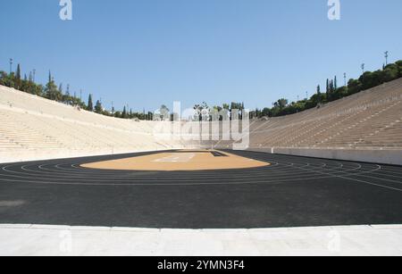 Griechenland. Athen. Panathenaic Stadium. Stadion aus weißem Marmor, eine Kopie des Stadions, das in der Antike von Herodes Atticus erbaut wurde und wo die Panathen waren Stockfoto