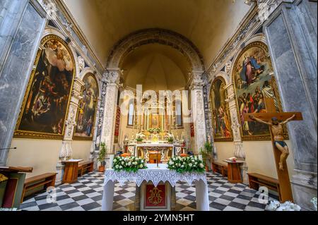 Brescia, Italien. Das Innere der Kirche St. Maria der Wunder oder Chiesa di Santa Maria dei Miracoli Stockfoto