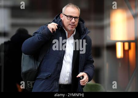 Brentford Chief Executive Jon Varney nach der Premier League-Aktionärsversammlung in London. Bilddatum: Freitag, 22. November 2024. Stockfoto