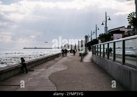 Eine Küste von Larnaca, Zypern im Dezember Stockfoto