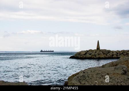 Eine Küste von Larnaca, Zypern im Dezember Stockfoto