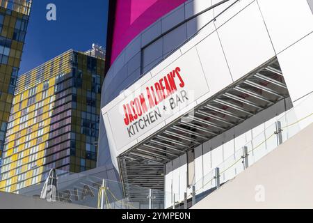 Jason Aldean's Kitchen and Rooftop Bar ist der neue Club der Country-Sängerin in Las Vegas. Außerdem hat er zwei Standorte in Tennessee. Stockfoto