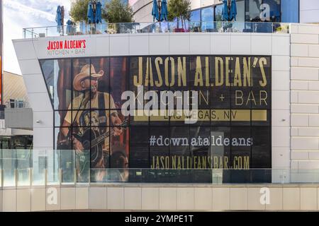 Jason Aldean's Kitchen and Rooftop Bar ist der neue Club der Country-Sängerin in Las Vegas. Außerdem hat er zwei Standorte in Tennessee. Stockfoto