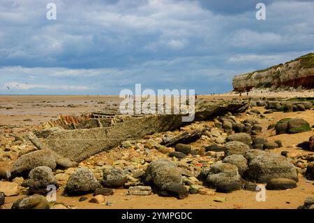 Schiffsreste (nach dem Schiffswrack) am Hunstanton Beach, Norfolk, Großbritannien. Stockfoto