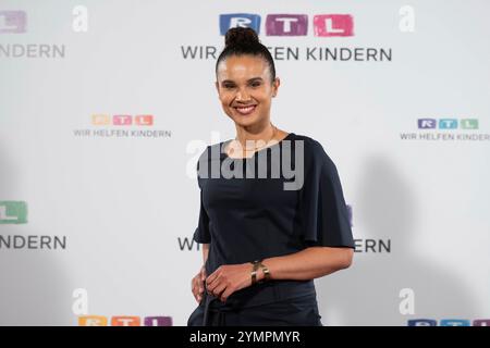 Huerth, Deutschland. November 2024. 29. RTL Spendenmarathon 'We Help Children', Fernsehen, 21-22.11.2024 in Hürth, Deutschland, Credit: dpa/Alamy Live News Stockfoto