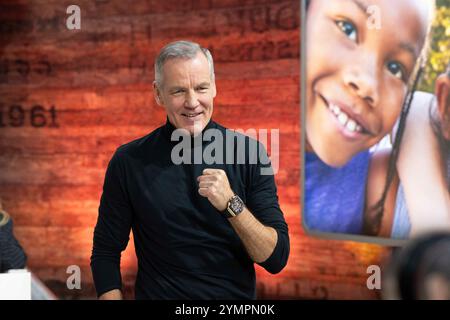 Huerth, Deutschland. November 2024. 29. RTL Spendenmarathon 'We Help Children', Fernsehen, 21-22.11.2024 in Hürth, Deutschland, Credit: dpa/Alamy Live News Stockfoto