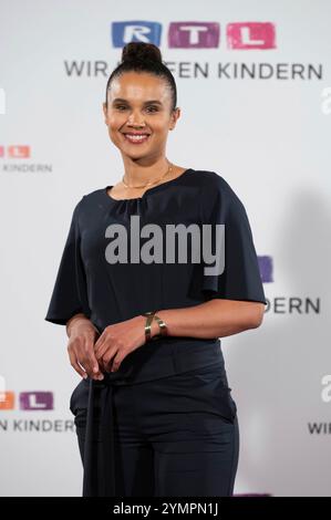 Huerth, Deutschland. November 2024. 29. RTL Spendenmarathon 'We Help Children', Fernsehen, 21-22.11.2024 in Hürth, Deutschland, Credit: dpa/Alamy Live News Stockfoto