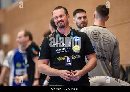 Eisenach, Deutschland. November 2024. Misha Kaufmann (Trainer, ThSV Eisenach) GER, Thüringen, ThSV Eisenach gegen MT Melsungen, Handball, Daikin 1. Handballbundesliga, 11.Spieltag, Saison 2024/2025, Freitag, 22.11.2024, 19,00 Uhr Foto: Eibner-Pressefoto/Martin Herbst Credit: dpa/Alamy Live News Stockfoto